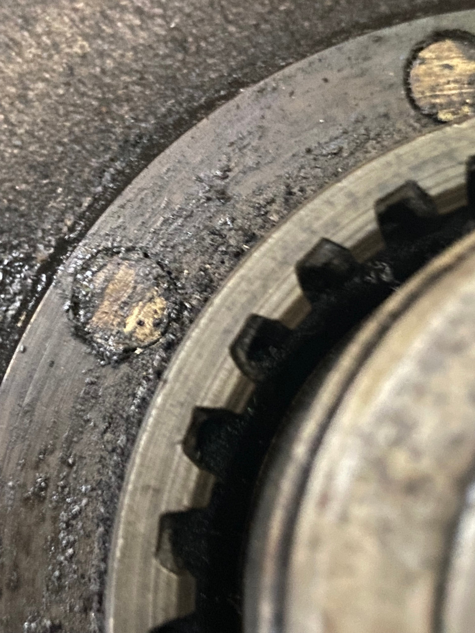 USED R50/2-R69S WHEEL HUB #2-COMPLETE - 36312030017