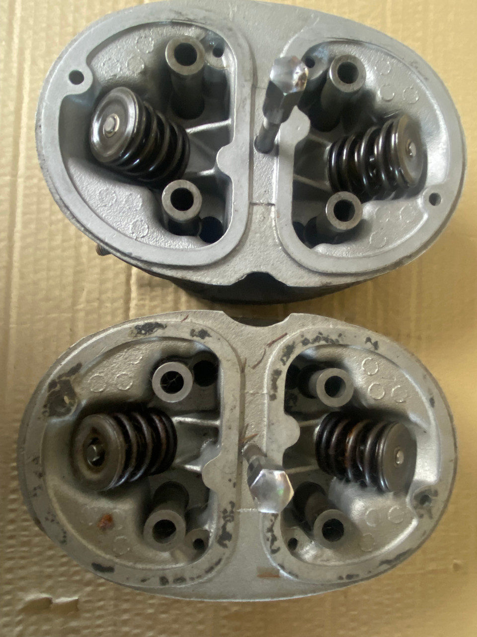 USED CYLINDER HEAD SET-COMPETE R51/3-R60/2 - 11120021041