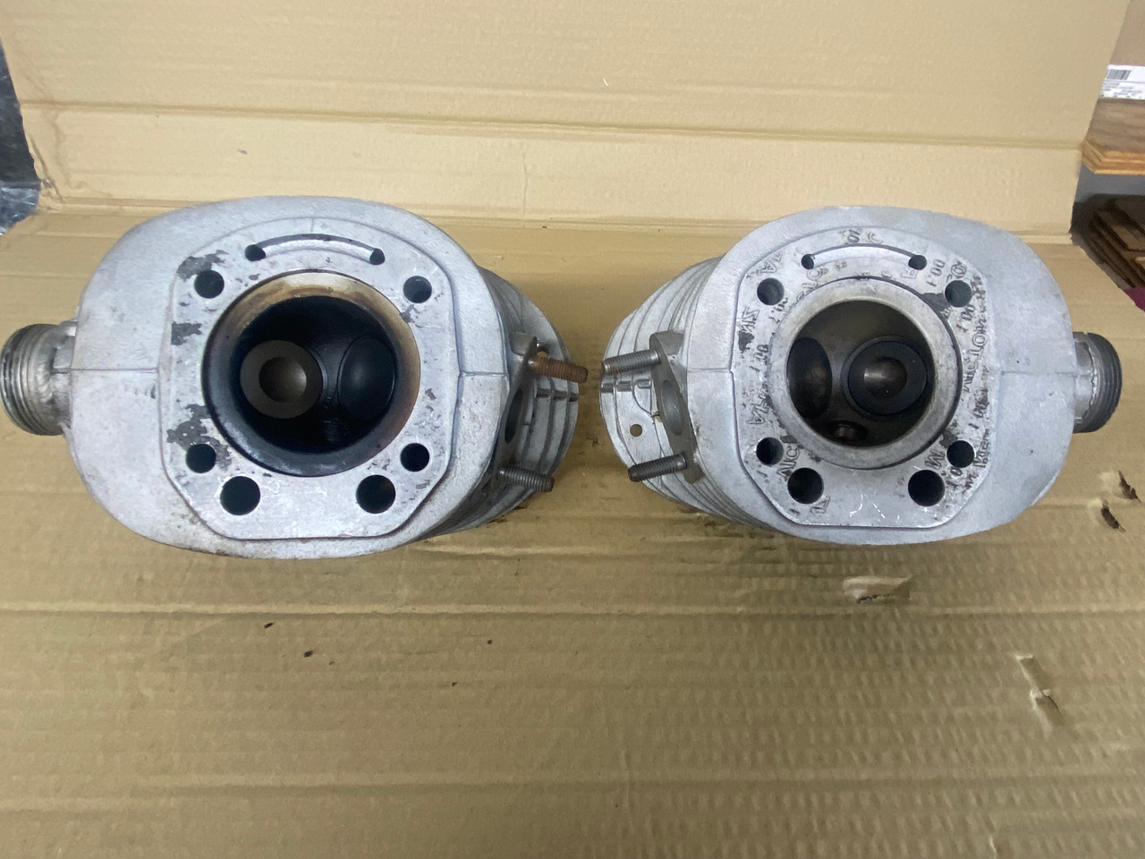 USED CYLINDER HEAD SET-COMPETE R51/3-R60/2 - 11120021041