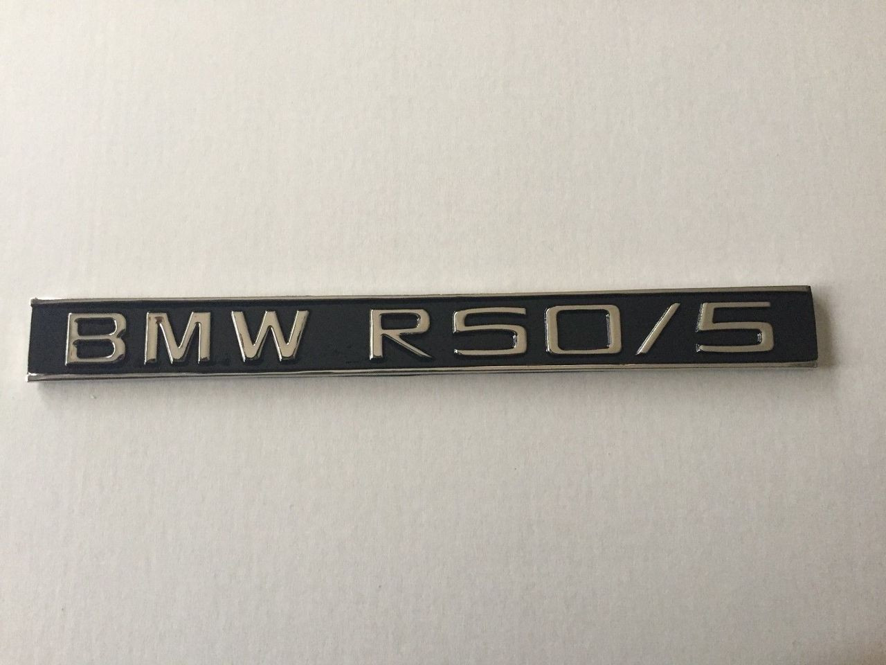 R50/5 ENGINE BADGE - 51141257533-4