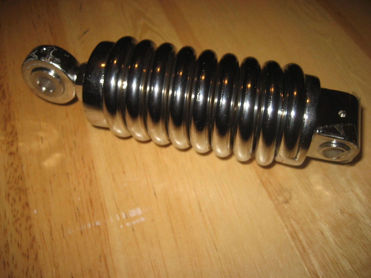 CHROME SOLO SEAT SPRING - 52517002102