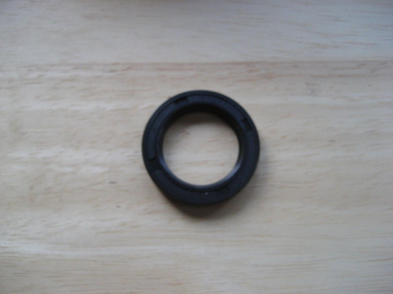 OUTER WHEEL HUB SEAL IN LATER TYPE HUB NUT - 36314038230
