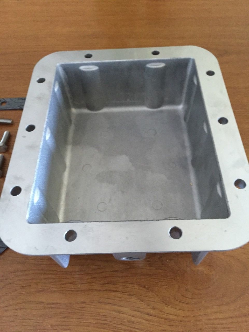 1.75L DEEP OIL PAN COMPLETE W/ALL NEEDED MOUNT ITEMS - 11130000000