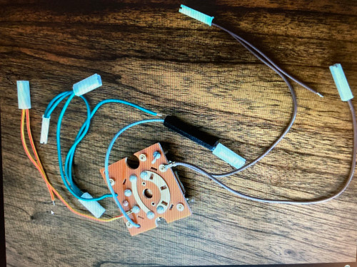 /5 TERMINAL BOARD - 63121351672