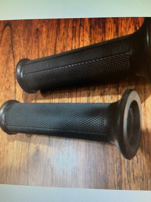 PAIR OF ROUND GRIPS - 32721230407-2