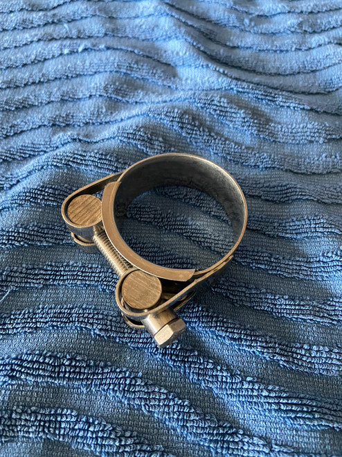 HEAVY DUTY S.S 40-43 MM EXHAUST PIPE CLAMP - 18211336555