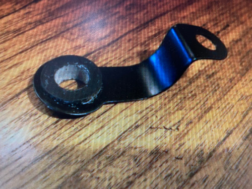 CABLE GUIDE W/GROMMET FOR 1 CABLE - 32712072274