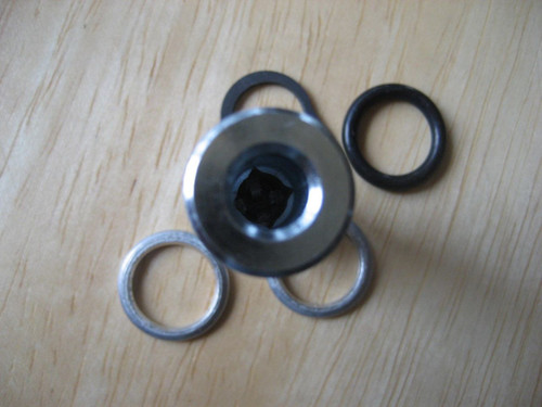 SQUARE KEY BOLT KIT SINGLE CYL.TANKS, COVERS +LARGE TWIN TANKS - 16114080165