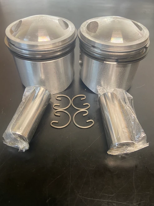 R51/2 R51/3 70 MM  PISTONS 4TH OVER W/RINGS, PIN, CLIPS - 11250012061