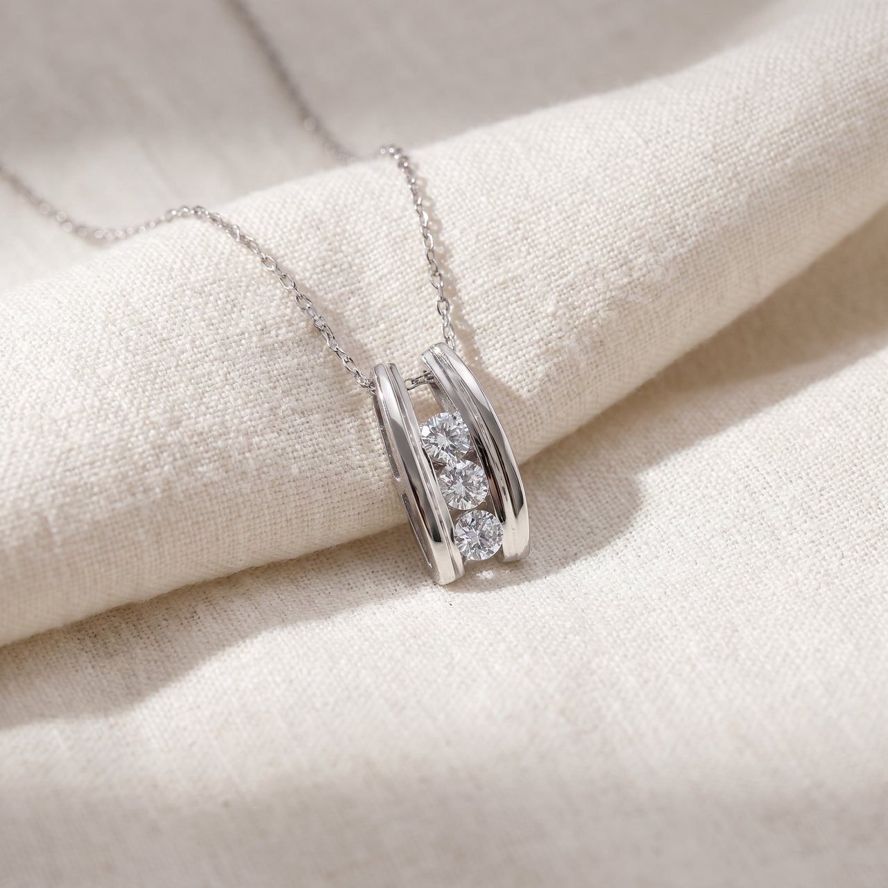 1/4 Ct Three Stone Diamond Pendant 14k White Gold 1/2" Tall (G-H, I1)
