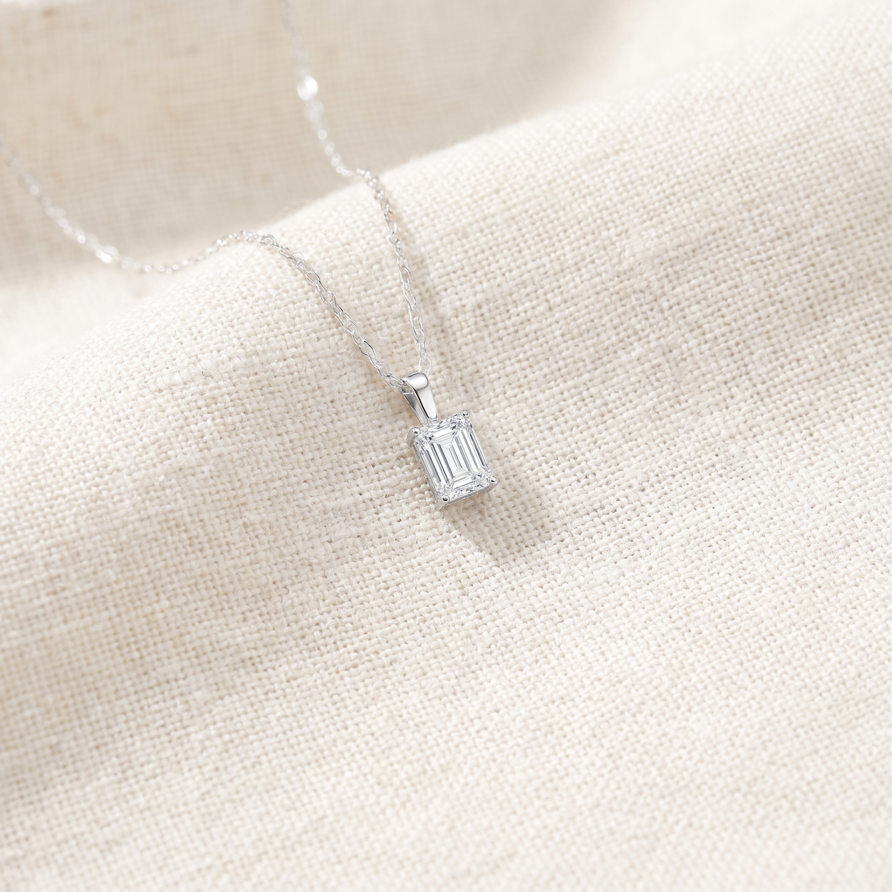 1 Ct Emerald Diamond Solitaire Pendant 14k White Gold Lab Grown (F-G, VS)