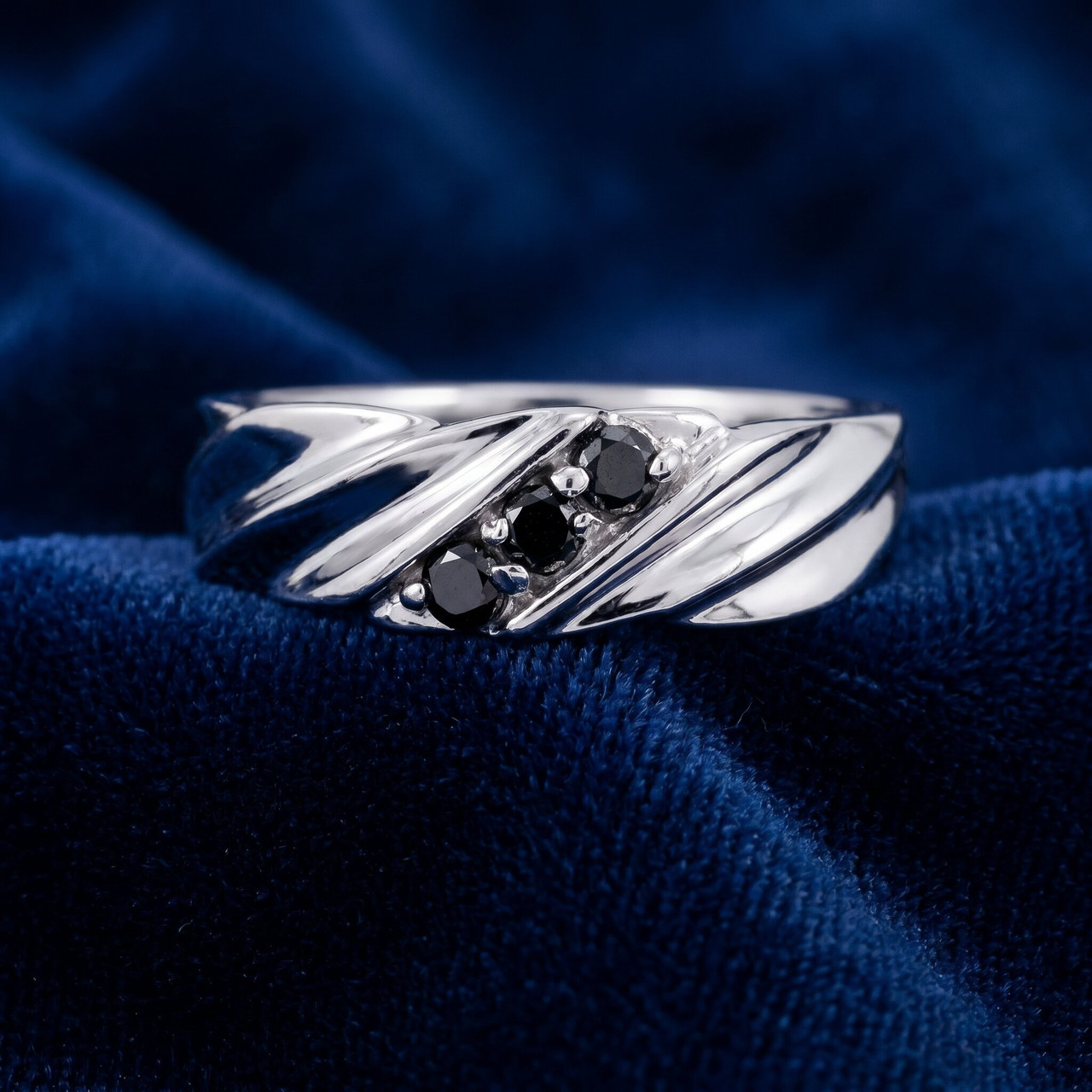 1/10ct Black Diamond Mens Ring 14K White Gold (Black, )