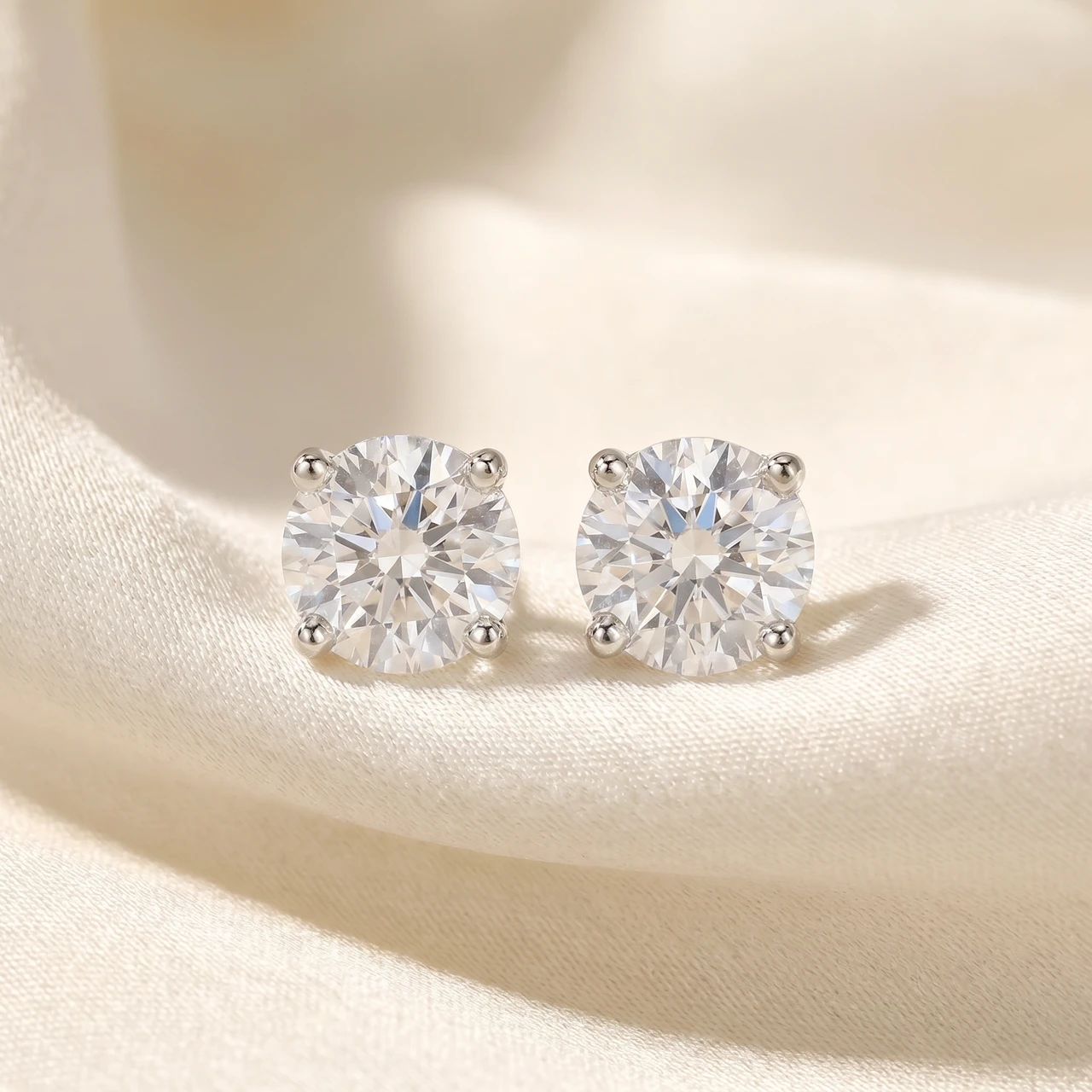 2 1/2Ct T.W. Lab Grown Diamond Screw Back 14k White Gold Studs (F-G, VS)