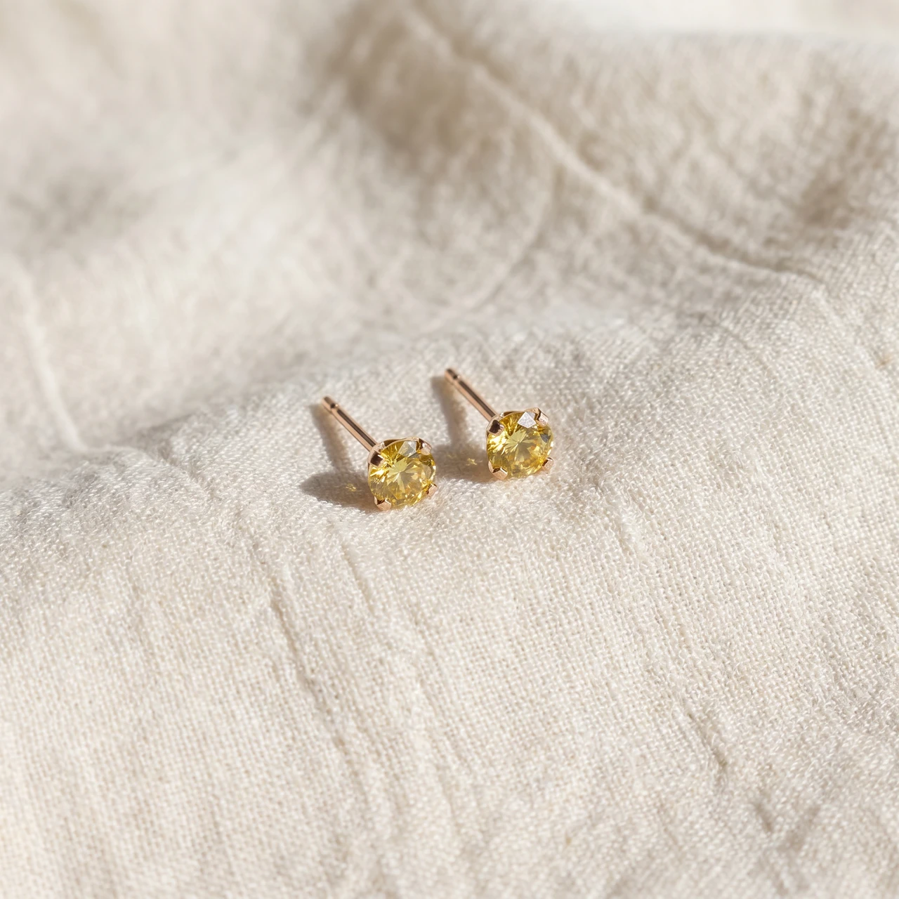 1/3 Ct T.W. Fancy Canary Yellow Lab Diamond Studs 14K Yellow Gold Lab Grown (, SI)