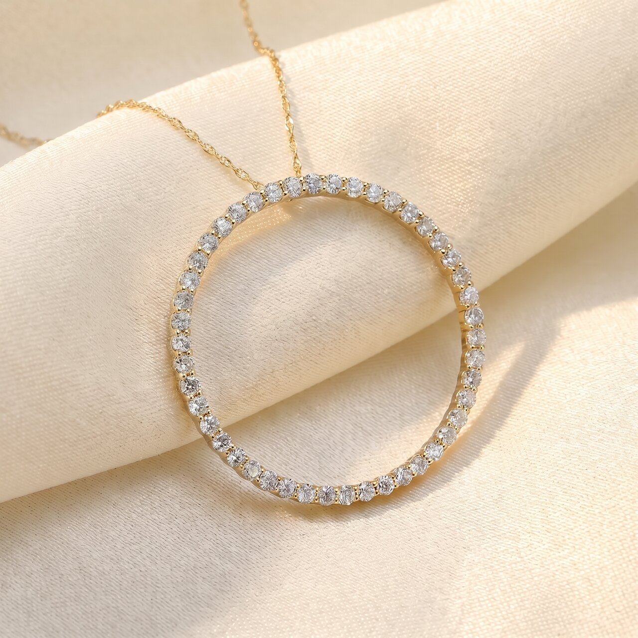 2ct Circle Eternity 14K Yellow Gold Diamond Pendant (G-H, I2-I3)