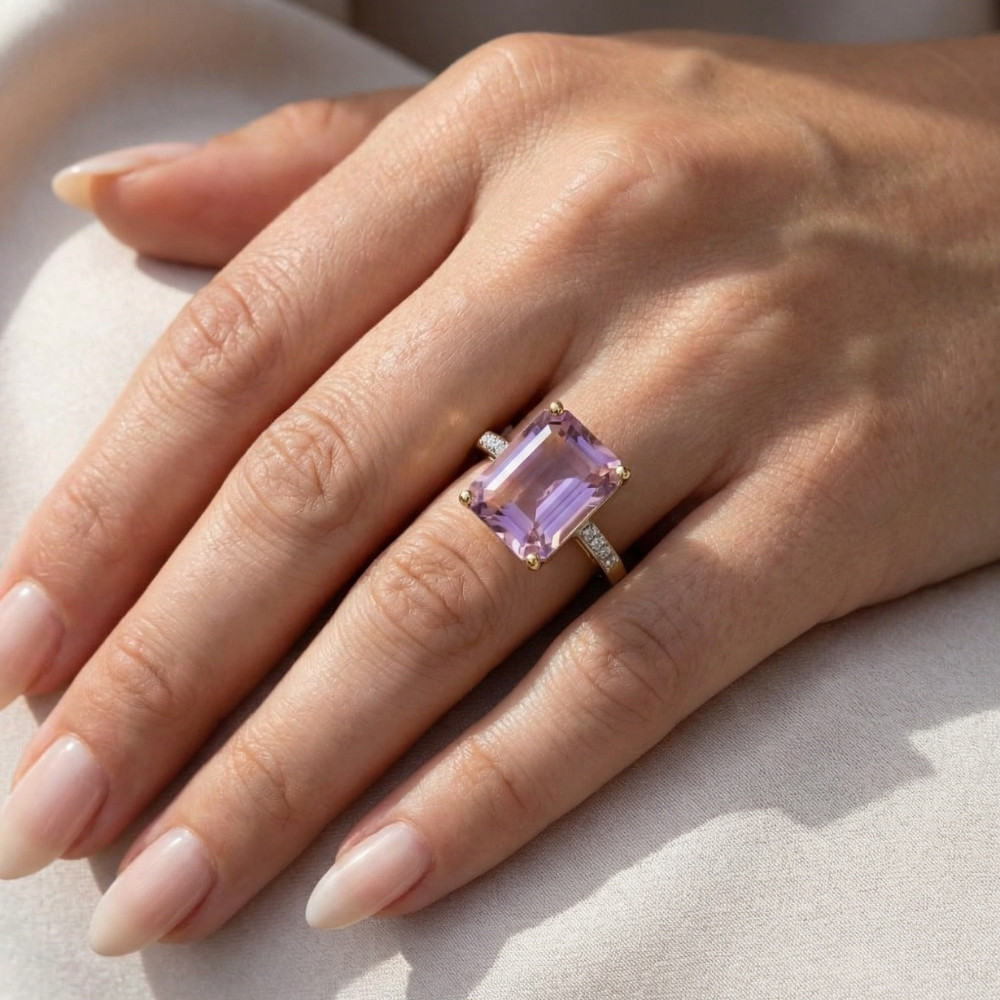 7 Ct Emerald Cut Amethyst Diamond Ring in 10k Yellow Gold (H-I, I1)