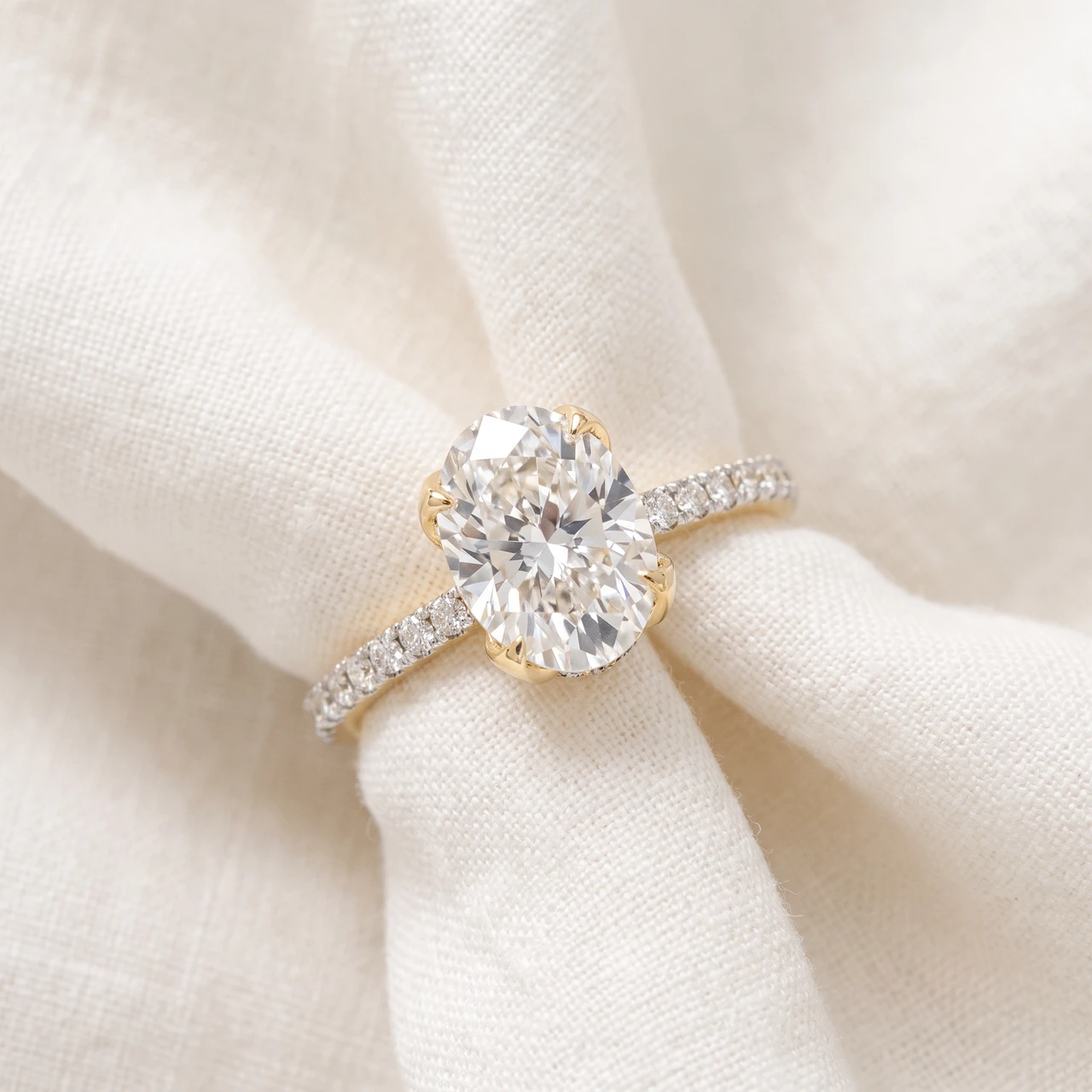 Certified 3 1/2Ct Oval Diamond Mia Engagement Ring Lab Grown Hidden Halo (G-H, VS2-SI1)