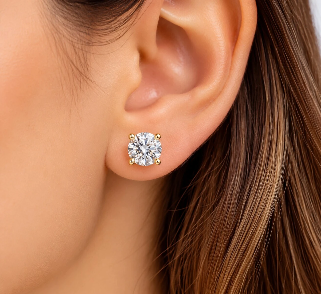 1ct Round Cut Diamond Stud Earrings in 14K Yellow Gold with Screw Backs (I-J, I1)