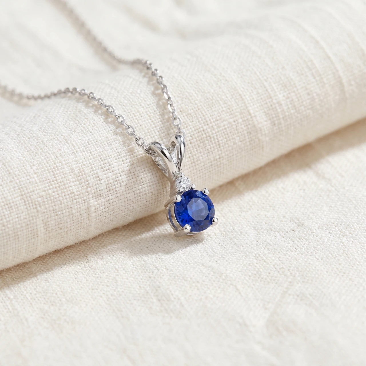1ct Blue Sapphire & Diamond Solitaire Pendant 14K White Gold (J-K, I2-I3)