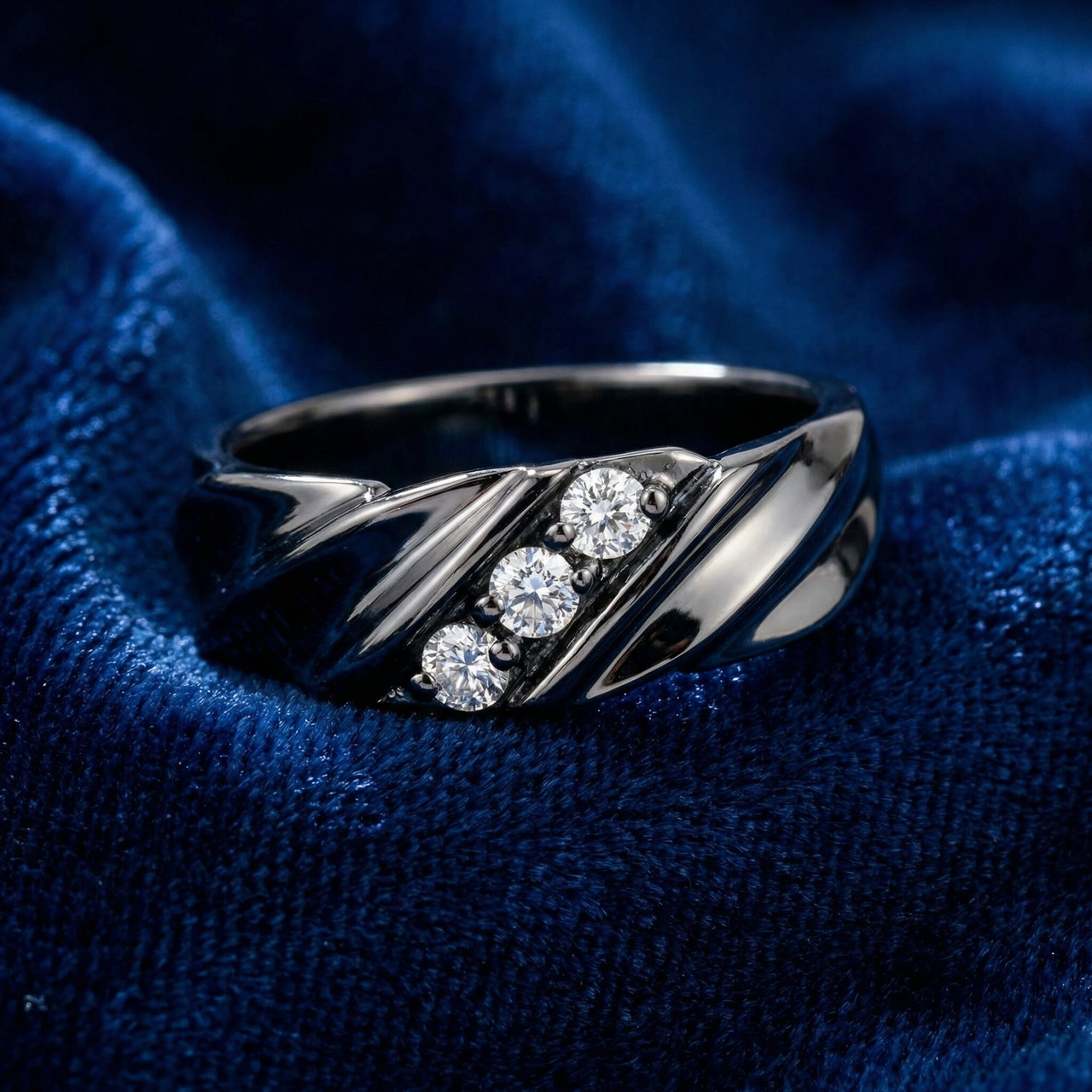 Diamond Ring 14K Black Gold (G-H, I1)