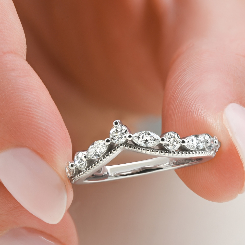 14k Yellow Gold St. Mary Medal Pendant  1" Tall 2 Grams