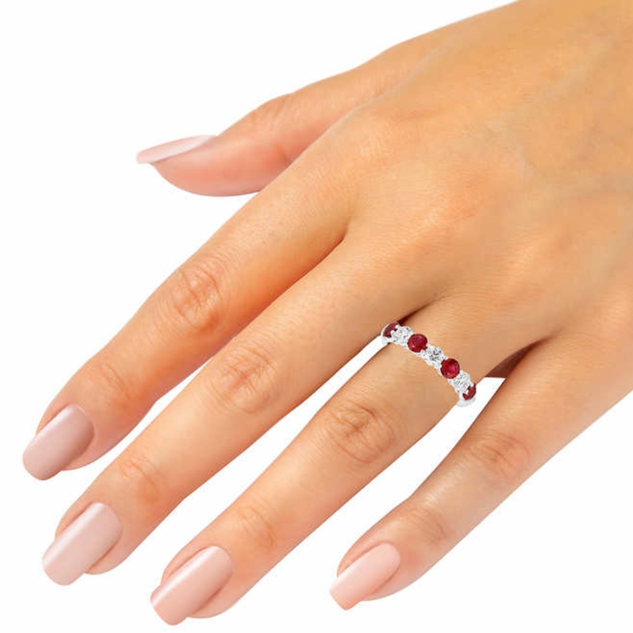 1 1/2Ct TW Round Diamond & Created Ruby Wedding Anniversary Ring in 14k Gold (G-H, I1)