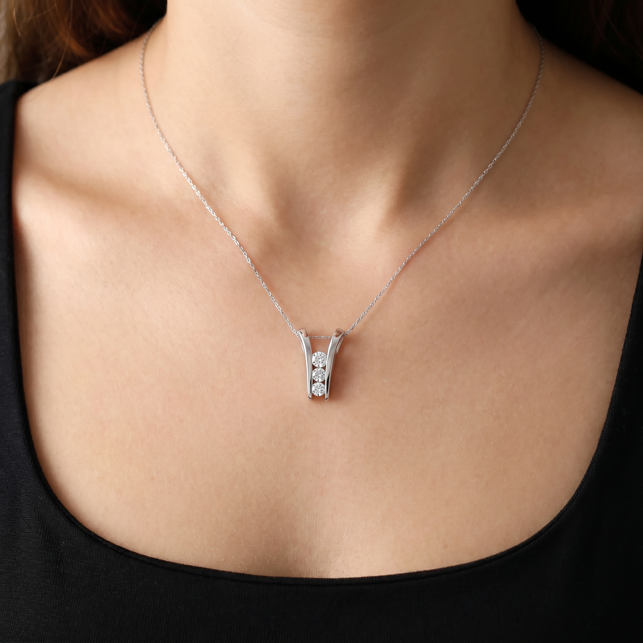 1/2Ct Three Stone Round Cut Diamond Pendant 14k White Gold Necklace & Chain (G-H, I1)