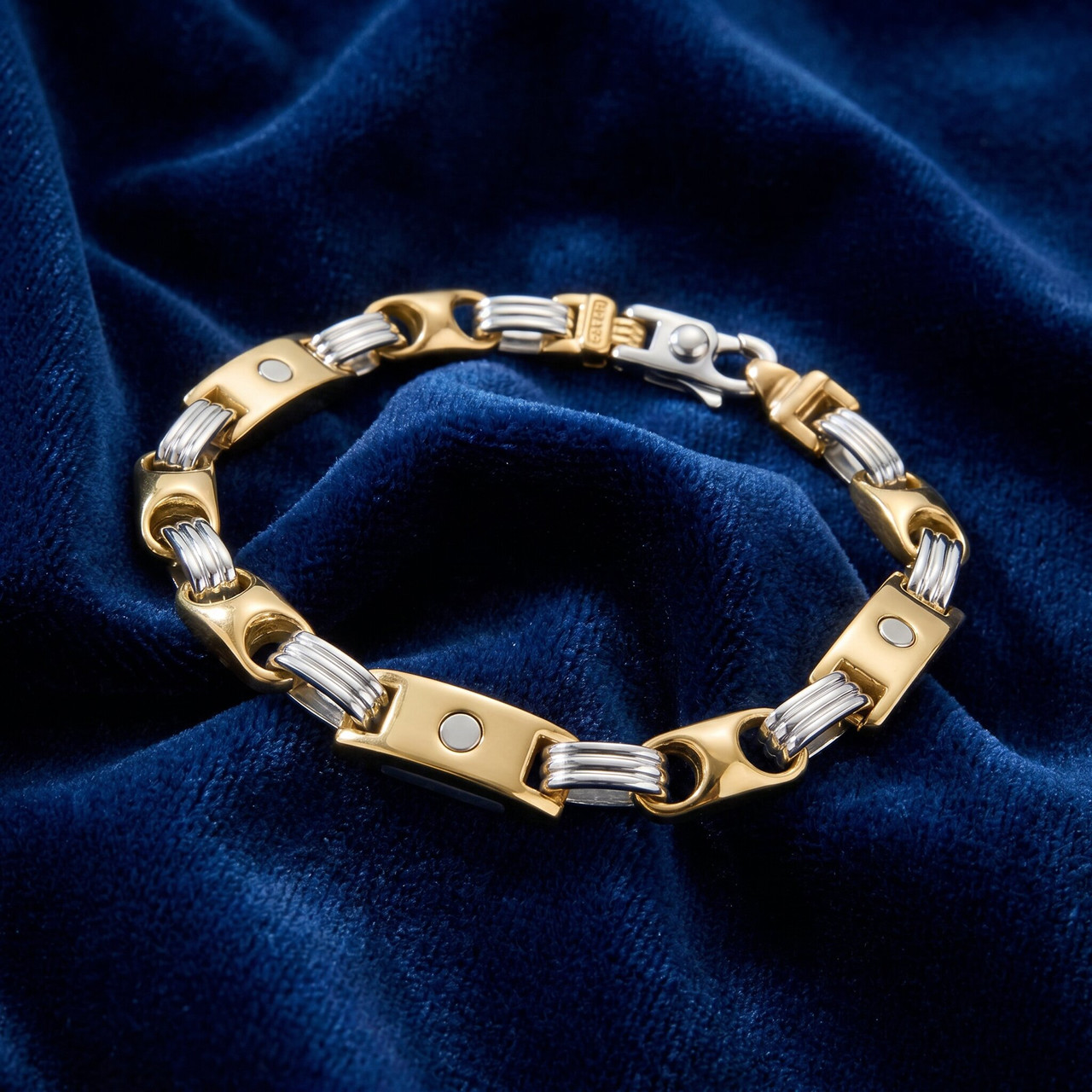 Men's Link 14k Gold (40gram) or Platinum (65gram) 7mm Bracelet 8"