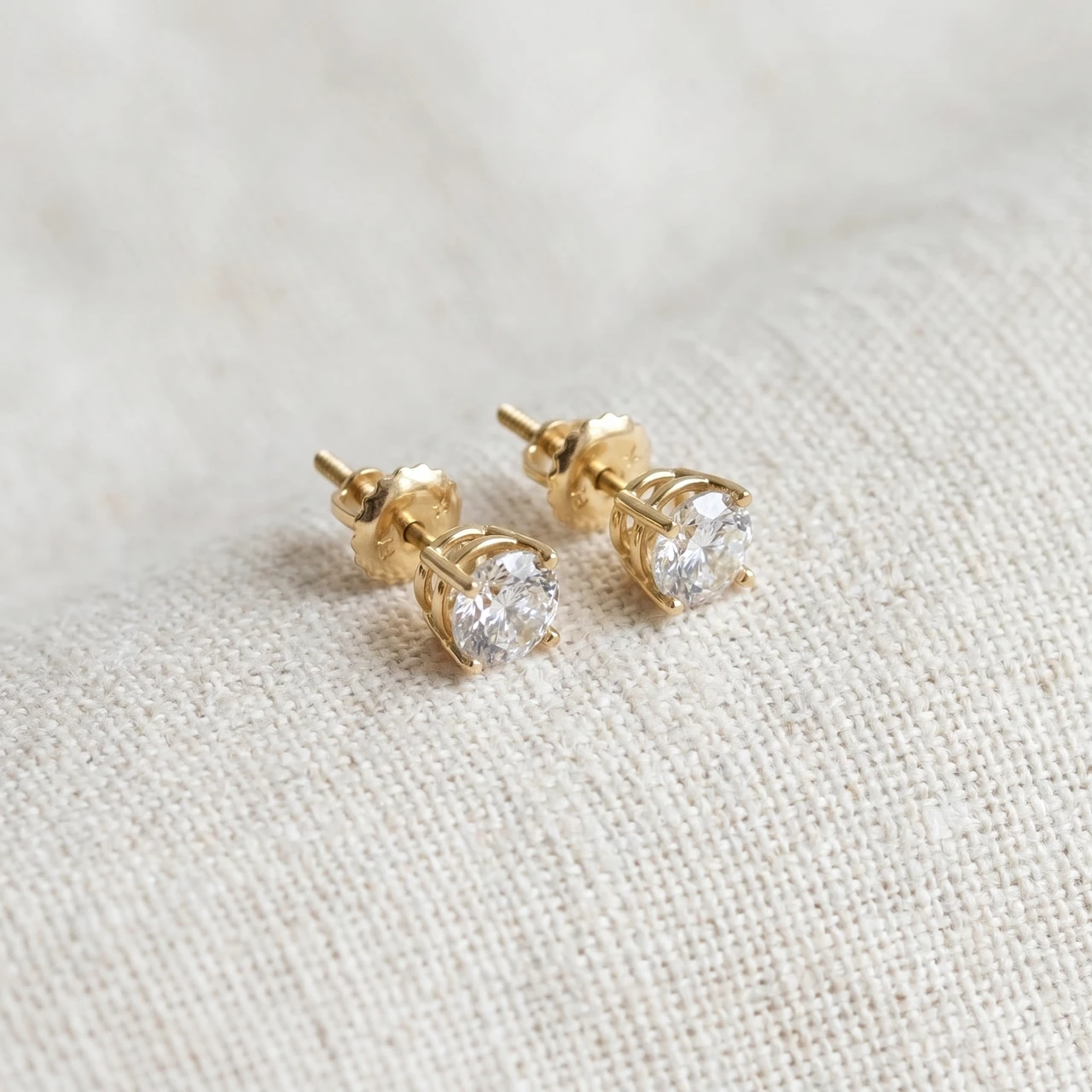1/2ct Diamond Stud Earrings Solid 14K Yellow or White Gold Screw Back (G-H, I1)