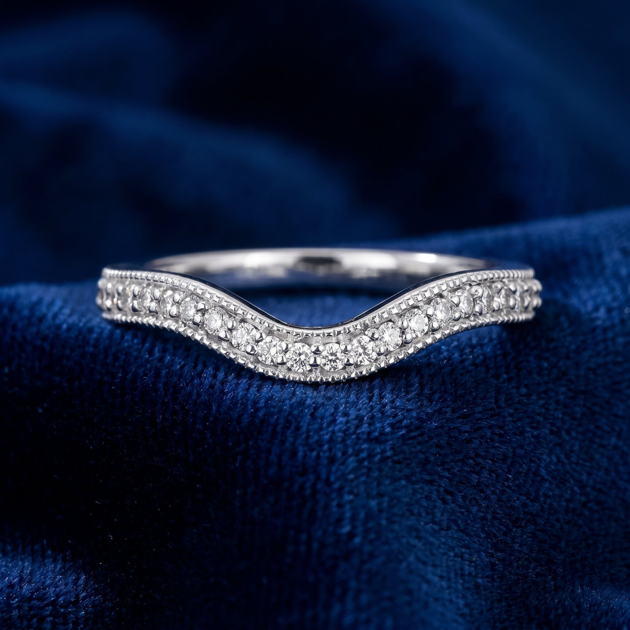 1/5ct Curved Diamond Wedding Band 14K White Gold (G-H, I1)