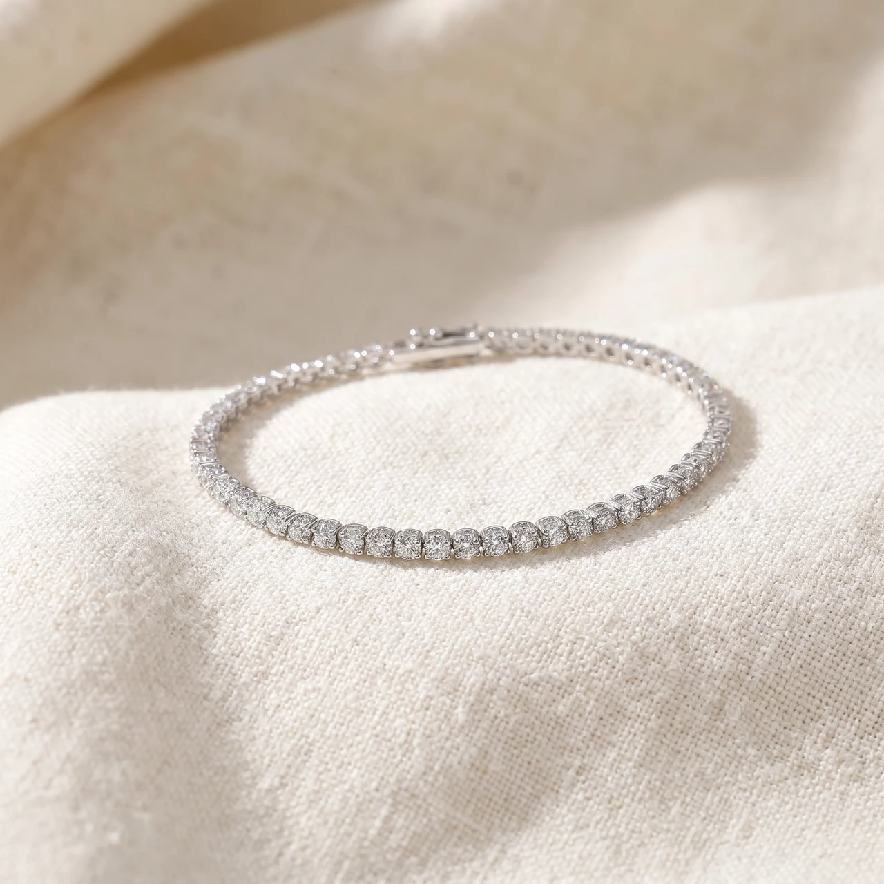 3ct. Round Cut Diamond Tennis Bracelet In 14k White Gold 7" (J-K, I1)