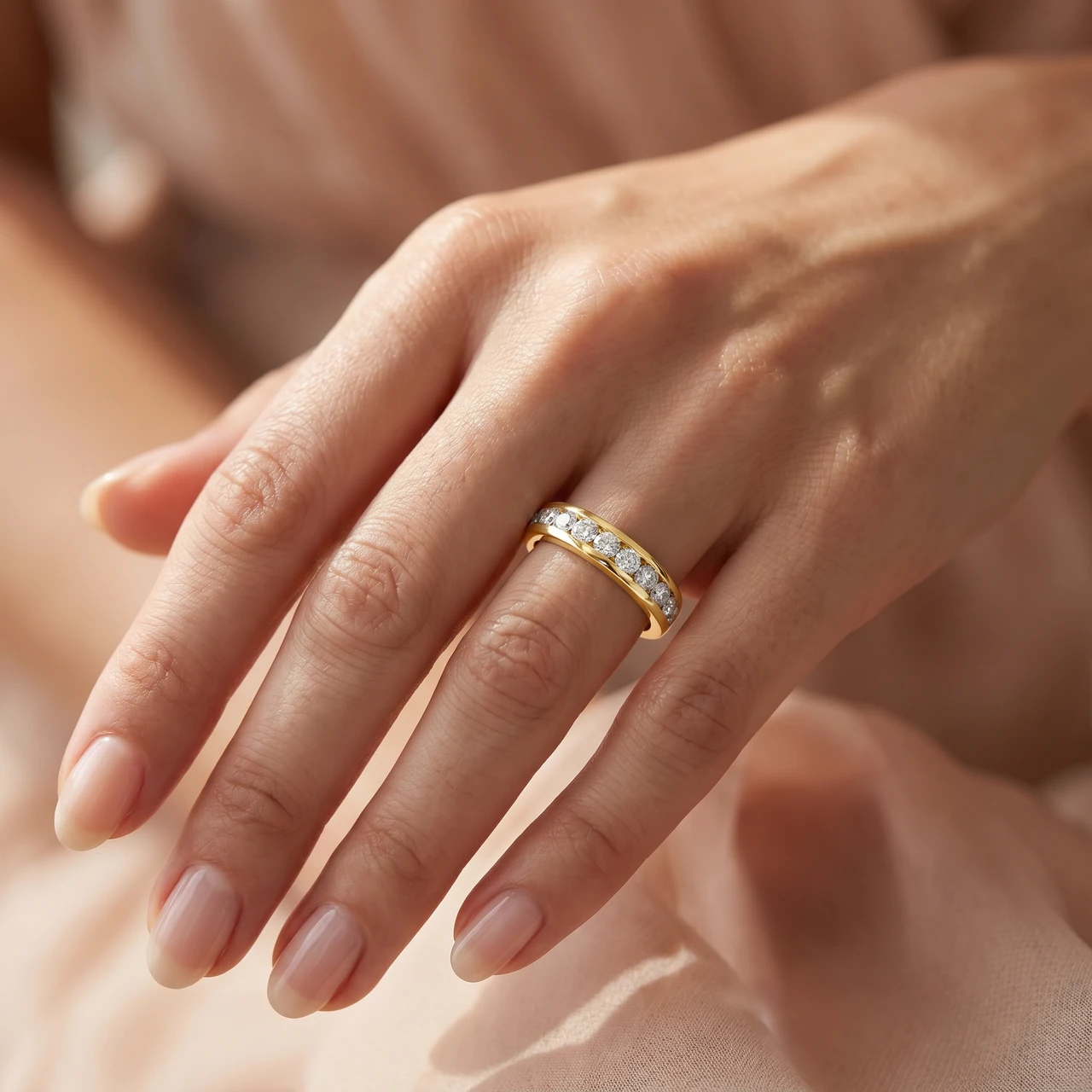 1 Ct Round Cut Channel Set Diamond Wedding Women's 14k Yellow Gold Ring (G-H, I1)