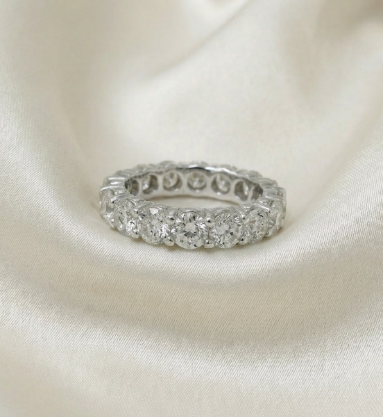 5ct Prong Diamond Eternity Ring 14K White Gold (H-I, I1)