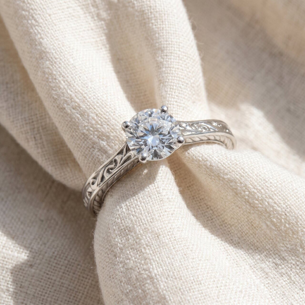 1 1/4Ct Round Vintage Solitaire Lab Grown Diamond Engagement Ring 14k Gold (F-G, VS2-SI1)