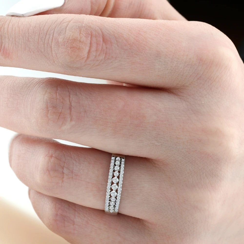 1/3 carat Diamond Wedding Ring 10 KT White Gold (G-H, I2-I3)