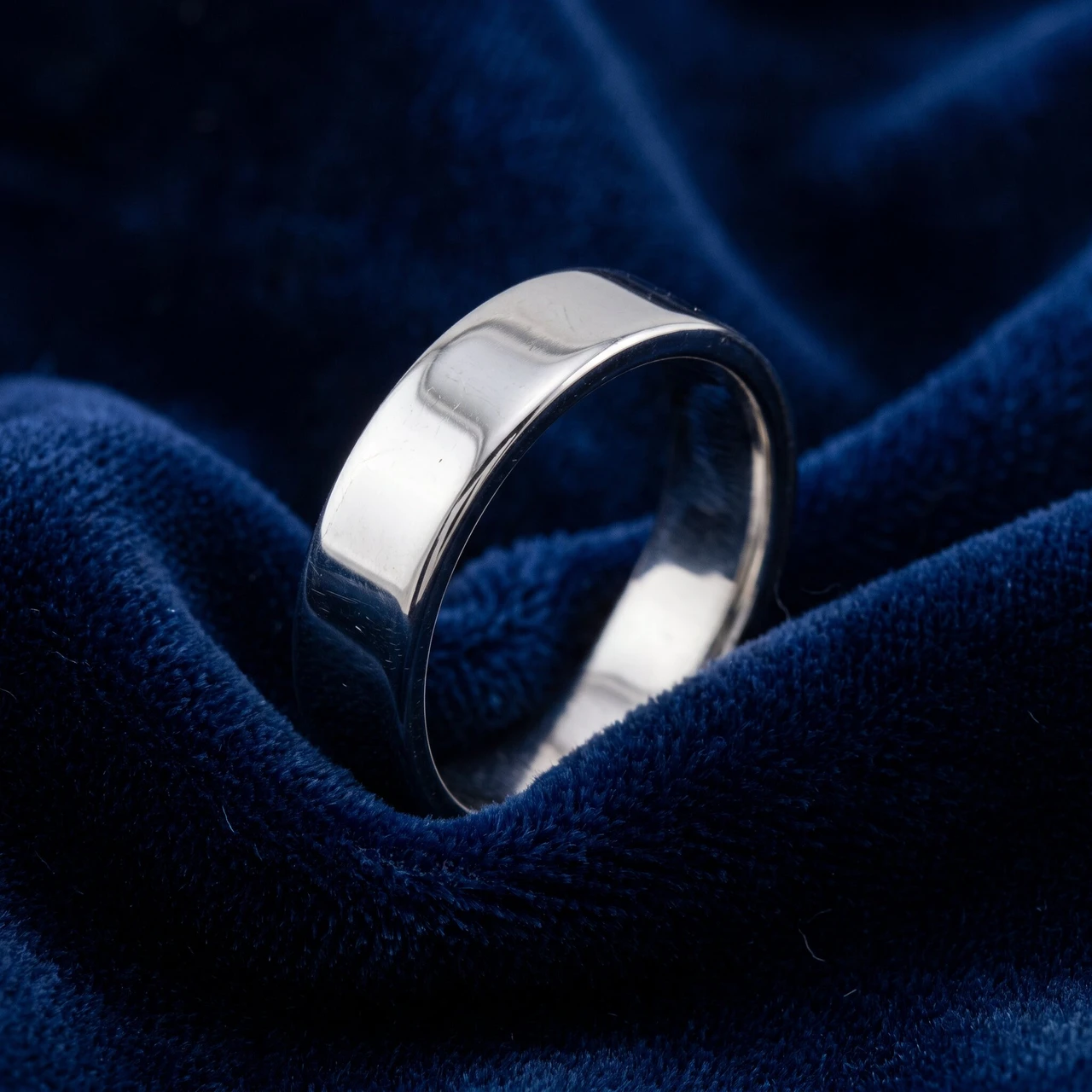 6mm Flat High Polished Wedding Band 950 Platinum