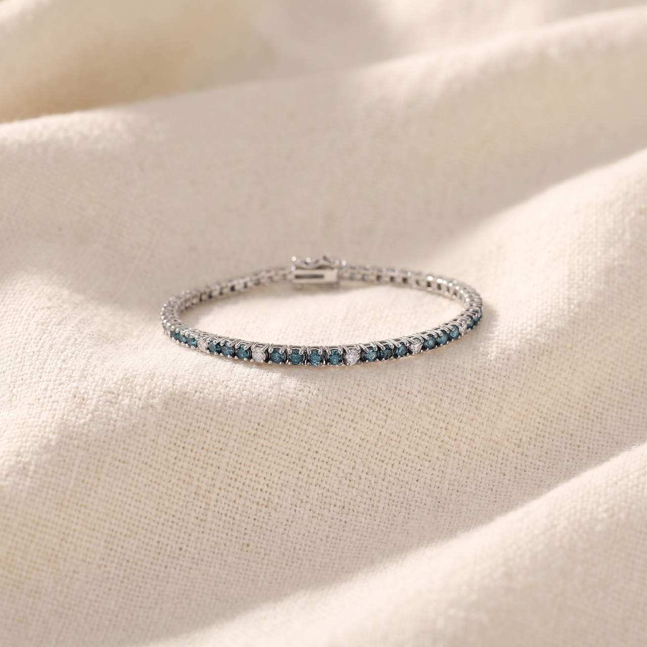 2ct Treated Blue & White Diamond Tennis Bracelet 14K White Gold (G-H, I2-I3)