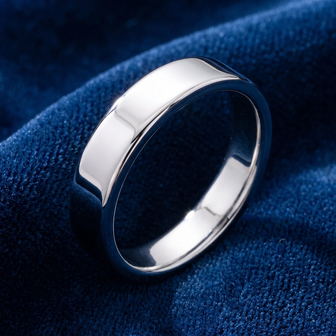 4mm Flat 950 Platinum Comfort Fit Wedding Band