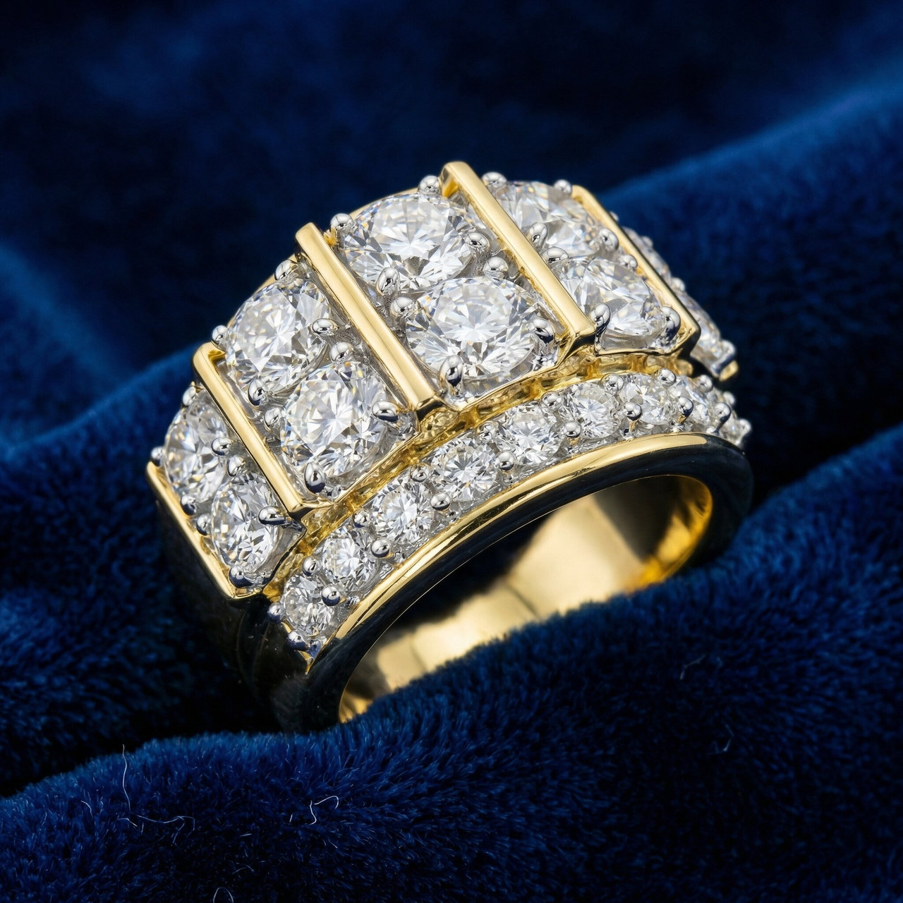 7Ct Diamond Ring in 10k Gold Lab Grown (F-G, VS2-SI1)