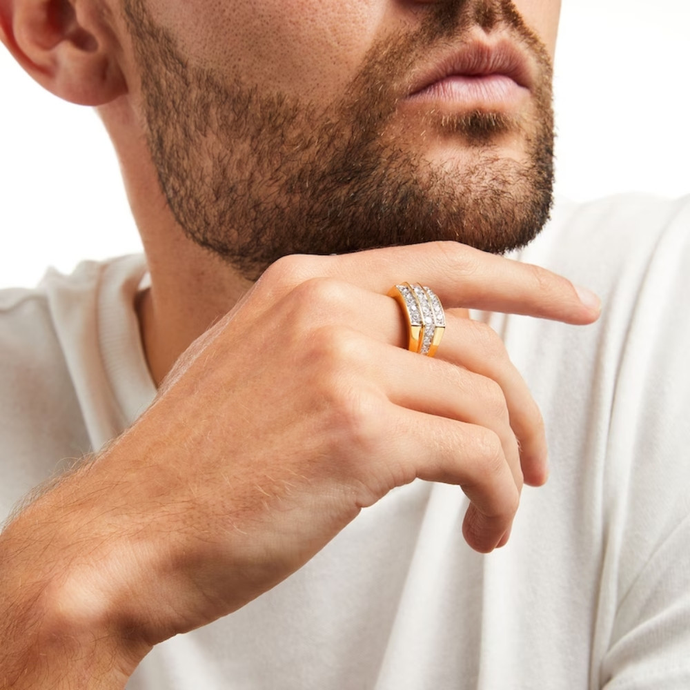 Men's 1 1/2 CT. T.W. Diamond Stepped Triple Row Ring in 10K Gold (G-H, I2-I3)