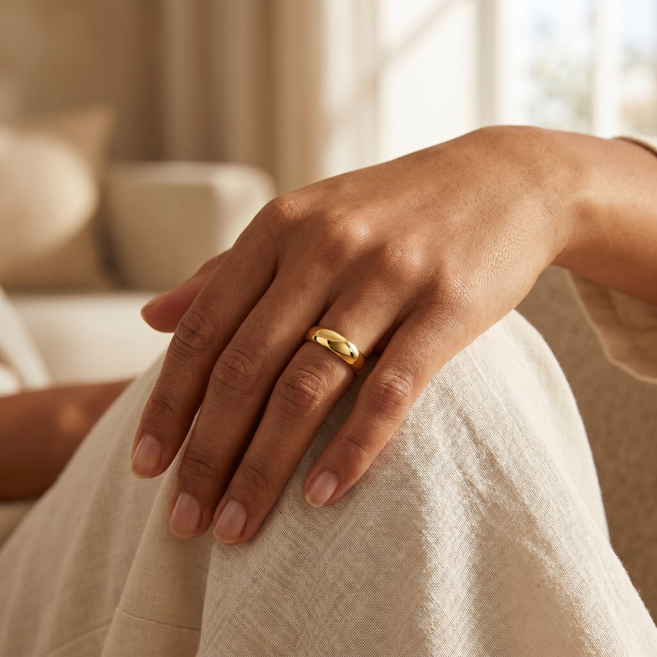 14K Yellow Gold High Polished Mens Wedding Band Ring Plain