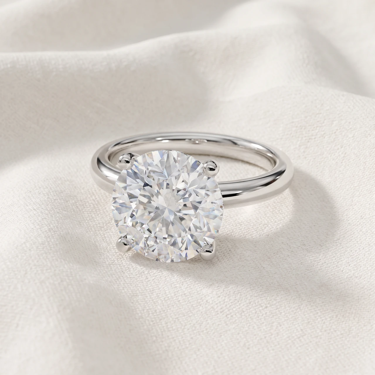 Certified 9Ct Aurora Solitaire Diamond Engagement Ring Lab Grown (F-G, VS)