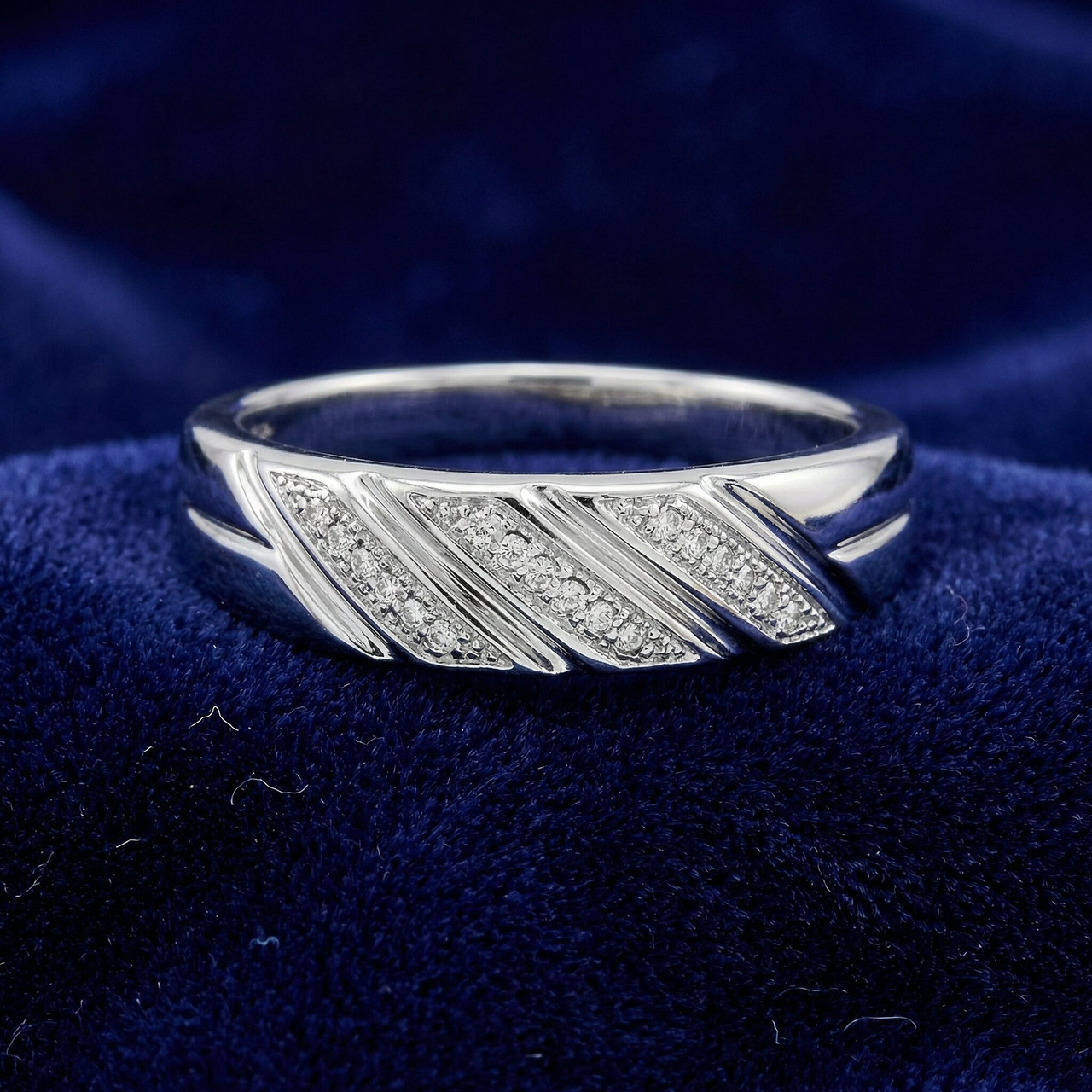 1/5ct Mens Diamond Ring 10K White Gold (H-I, I1)