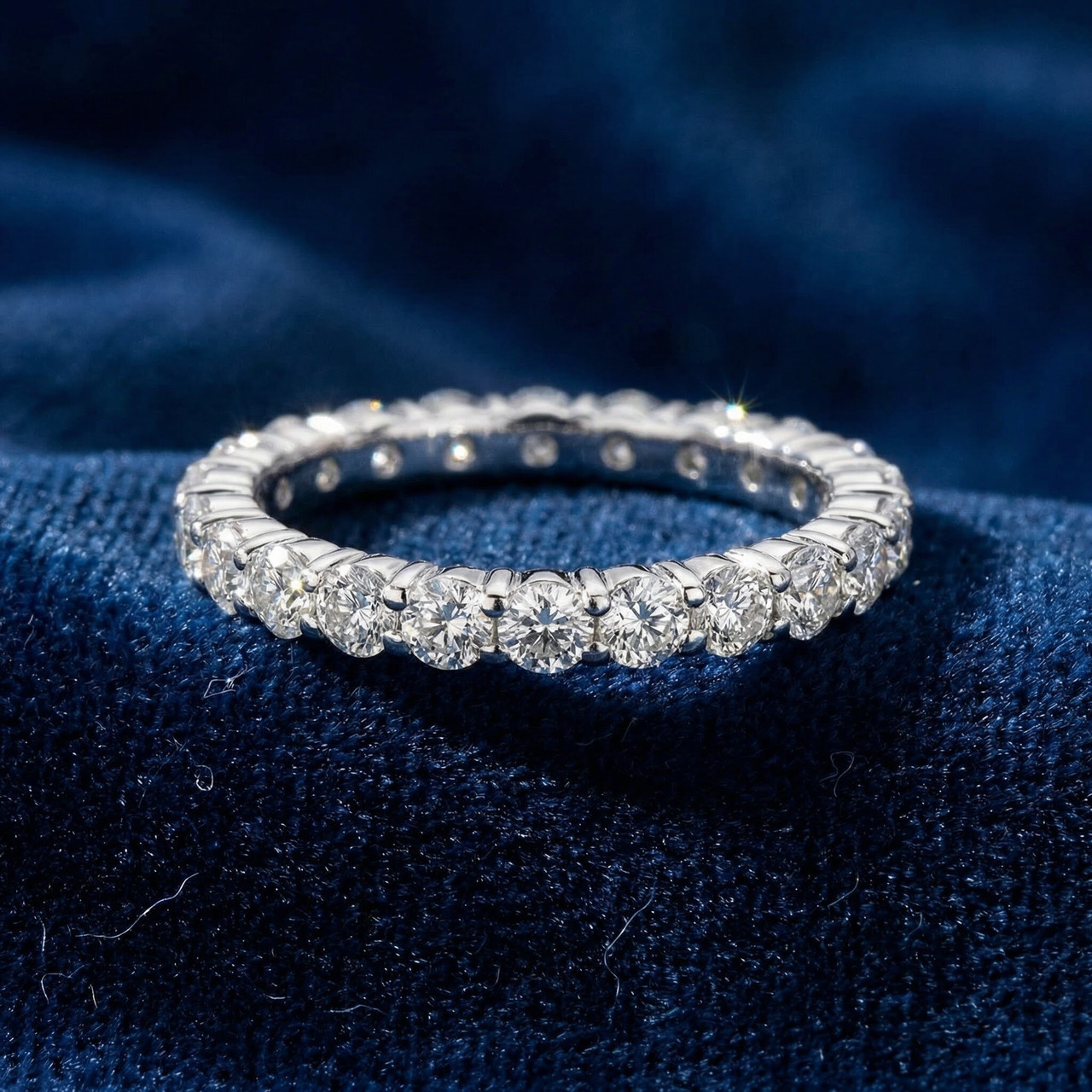 Platinum 1ct Prong Diamond Eternity Wedding Ring (G-H, I1)
