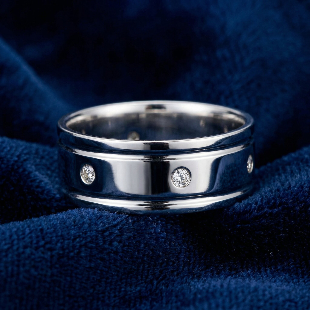 Mens 8mm 14K White Gold Comfort Wedding Diamond Band (G-H, SI)
