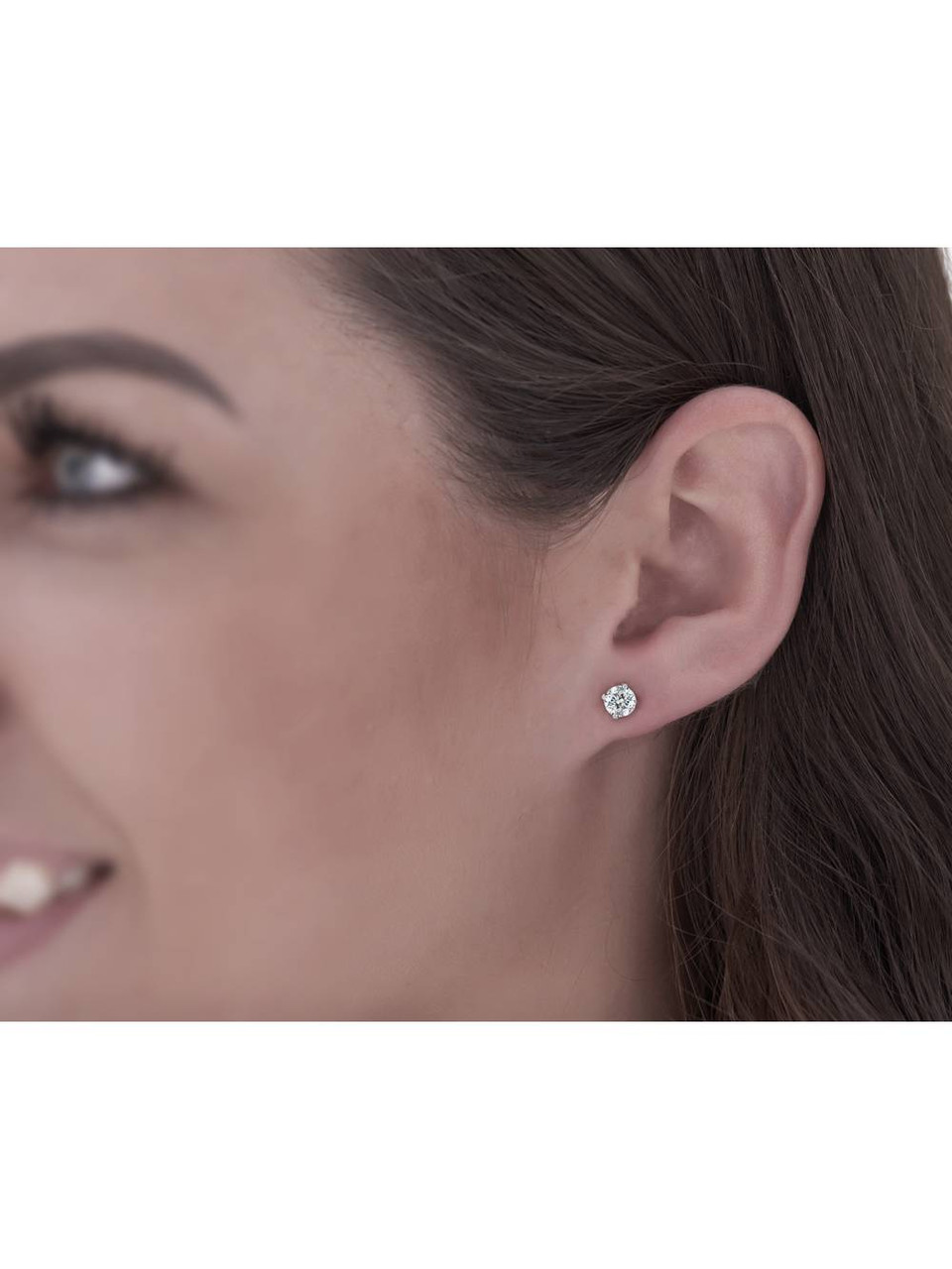 Certified 1 1/2Ct Round Cut Diamond Studs in 14k Gold Lab Grown (G-H, VS2-SI1)