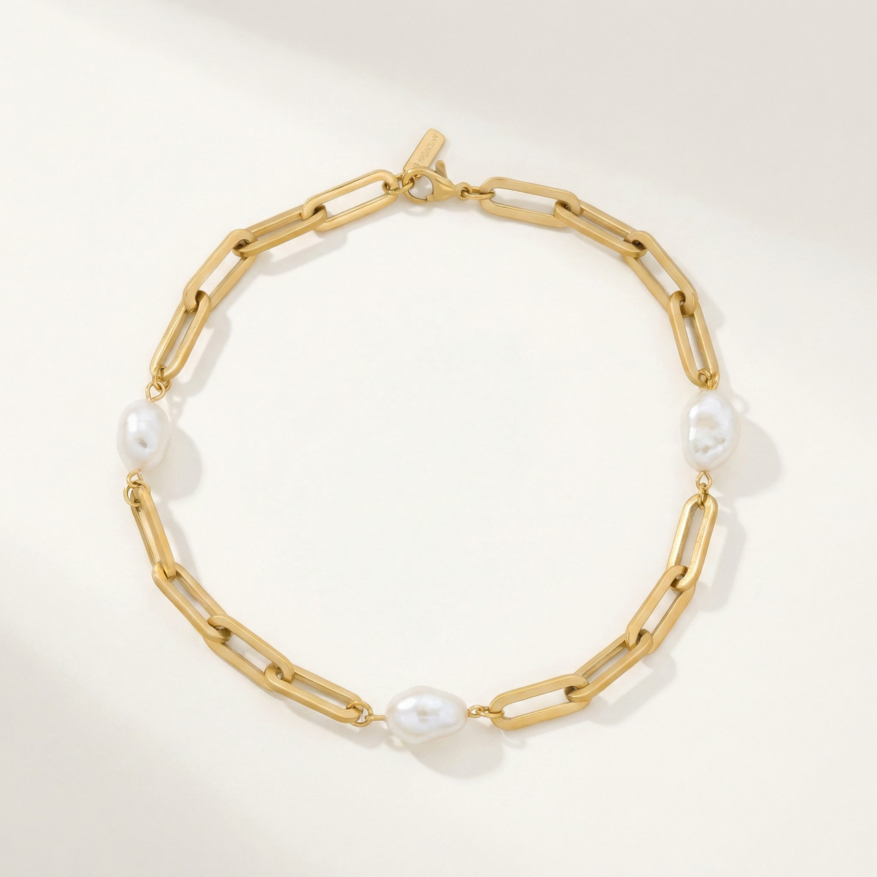 Aviv Anklet 18k Gold Plated 10" 8mm Paperclip and Freshwater Pearl
