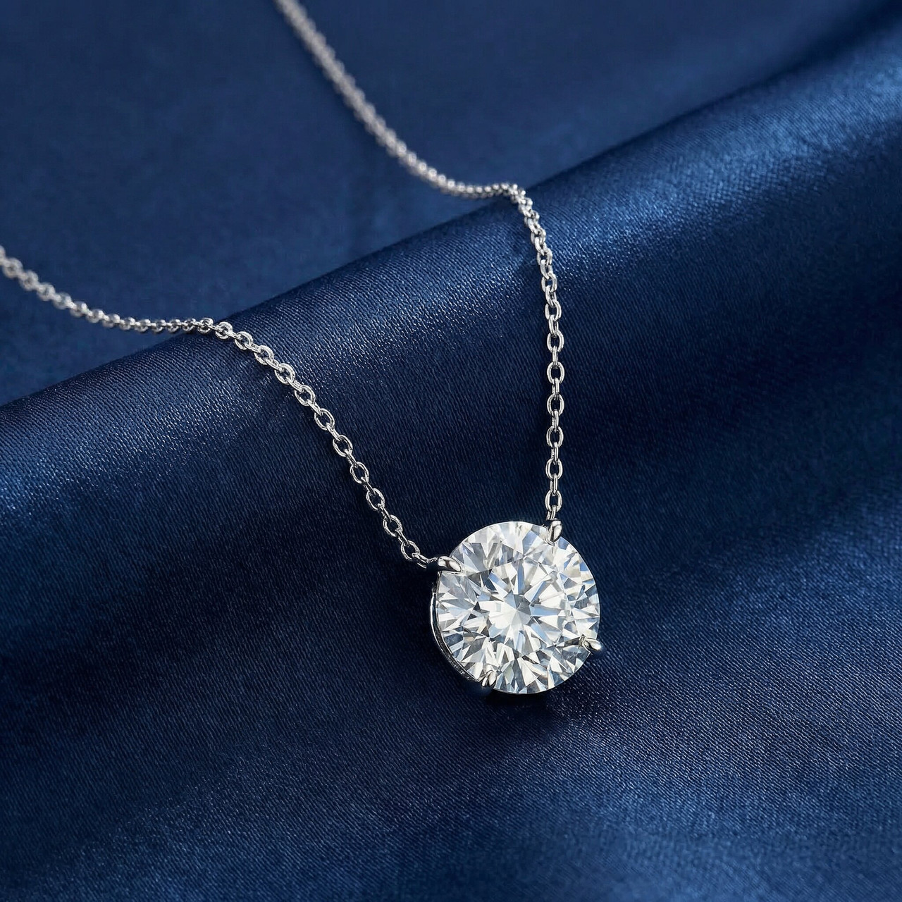 1 1/2Ct Round Cut Solitaire Diamond Pendant 14k Gold Women's 18" Chain Lab Grown (E-F, VS)