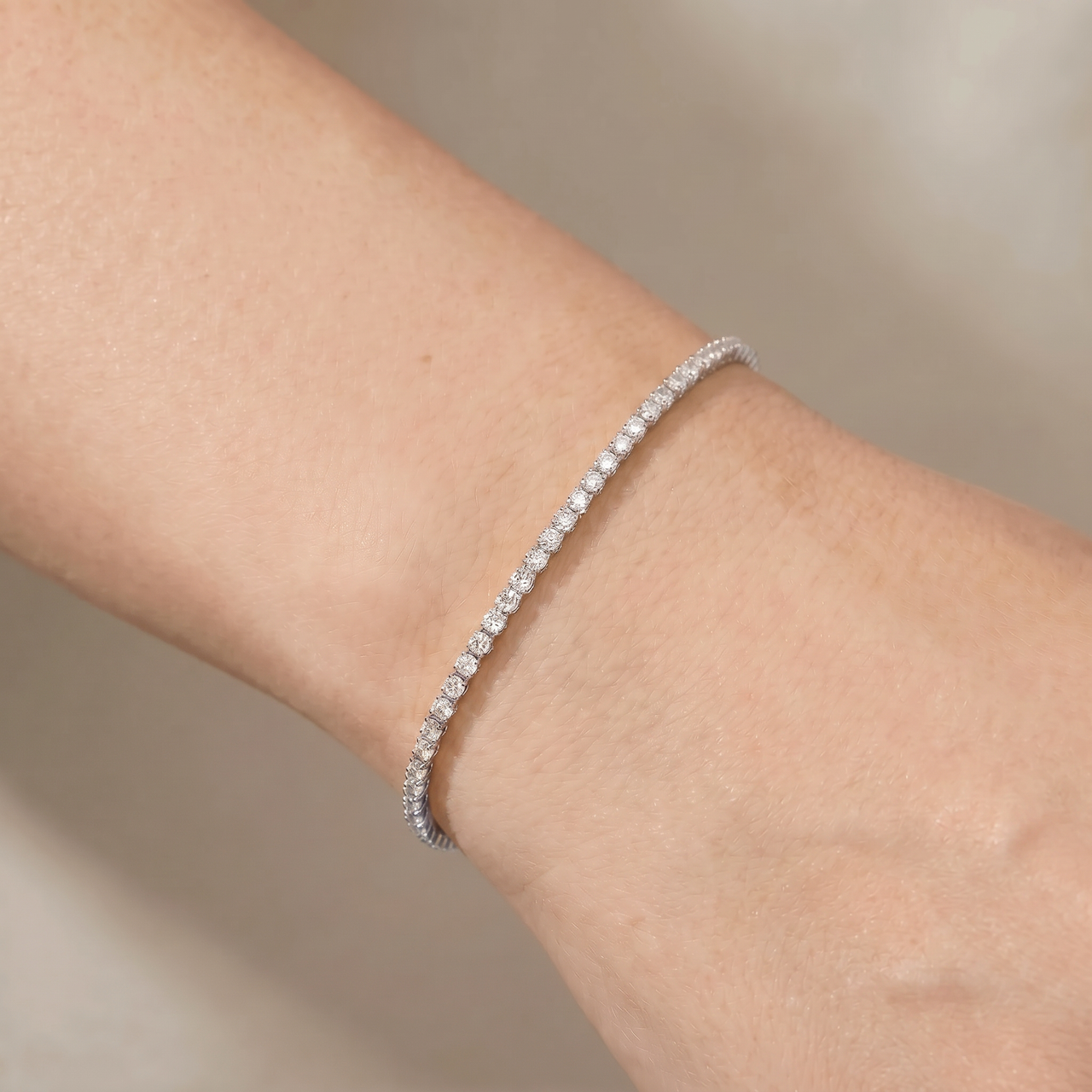4Ct TW 14k White or Yellow Gold Round-Cut Diamond Tennis Bracelet 7" Women's (G-H, I2-I3)