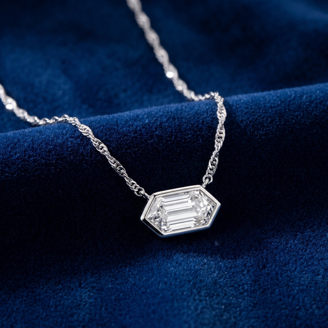 Certified 3/4Ct Long Hexagon Bezel Diamond East West Pendant Necklace Lab Grown (E-F, VS)